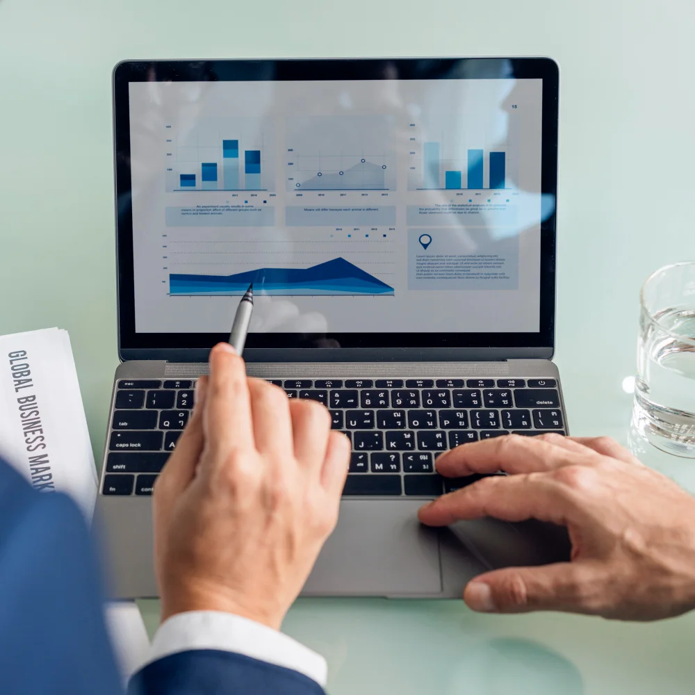 Real Estate Dashboard Software for Performance Tracking Real Estate Dashboard Software
